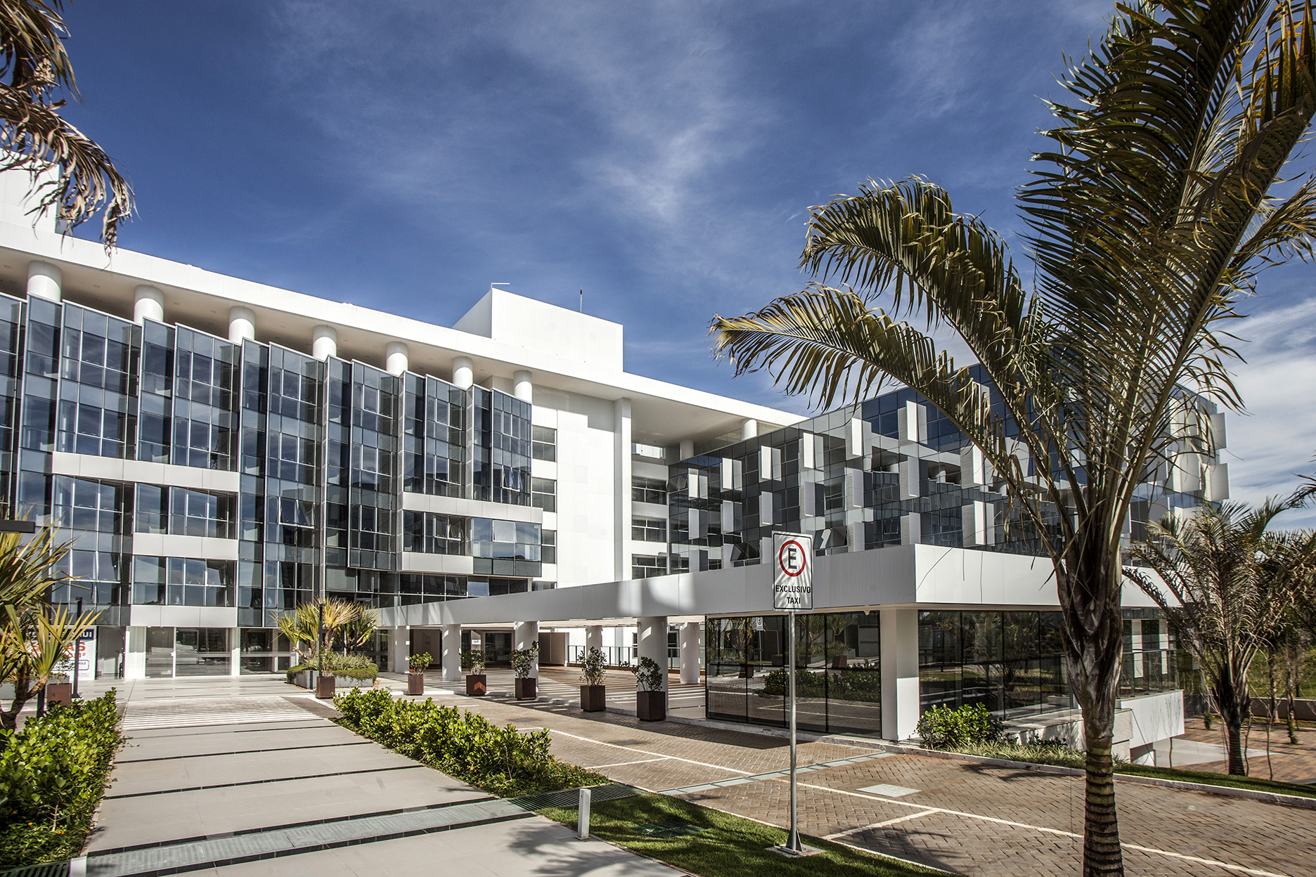 Fachada do Edifício Íon, sede da LBS em Brasília